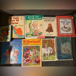 Lot of 17 vintage kids books